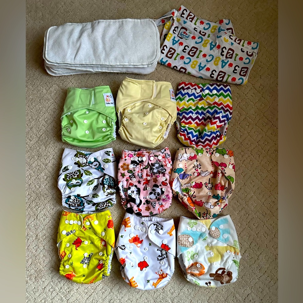 Lot of 9 Cloth pocket diapers with inserts